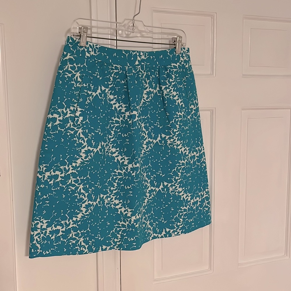 Boden skirt, size 8Long. Gathered cotton with stretch! Pockets! Complements!